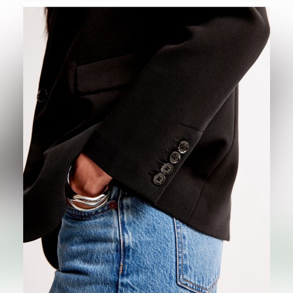 Abercrombie & Fitch Classic Suiting Blazer - Picture 5 of 12